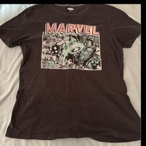 Marvel Shirt Medium